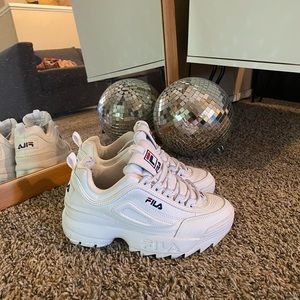 Like NEW All White Fila Sneakers